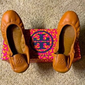 Tory Burch Eddie-Lamb Leather Royal Tan Ballet Flats